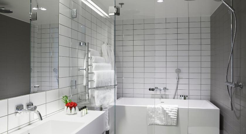 รูปของSuperior Double Room Upper House - Spa Access 2