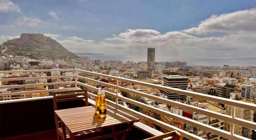 Suites Alicante — Hotel in Alicante