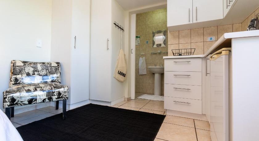 Tyger Classique Self-Catering Cape Town, Tyger Valley photo