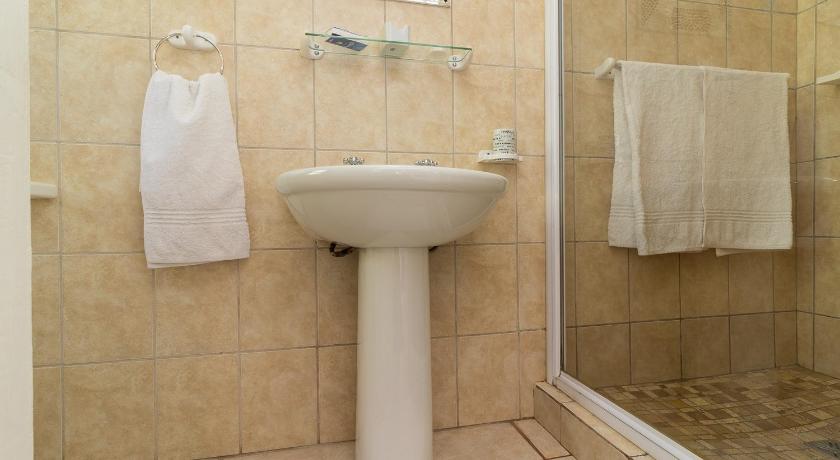 Tyger Classique Self-Catering Cape Town, Tyger Valley photo