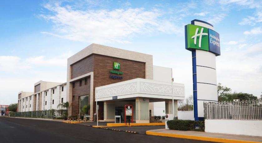 Holiday Inn Express Piedras Negras photo