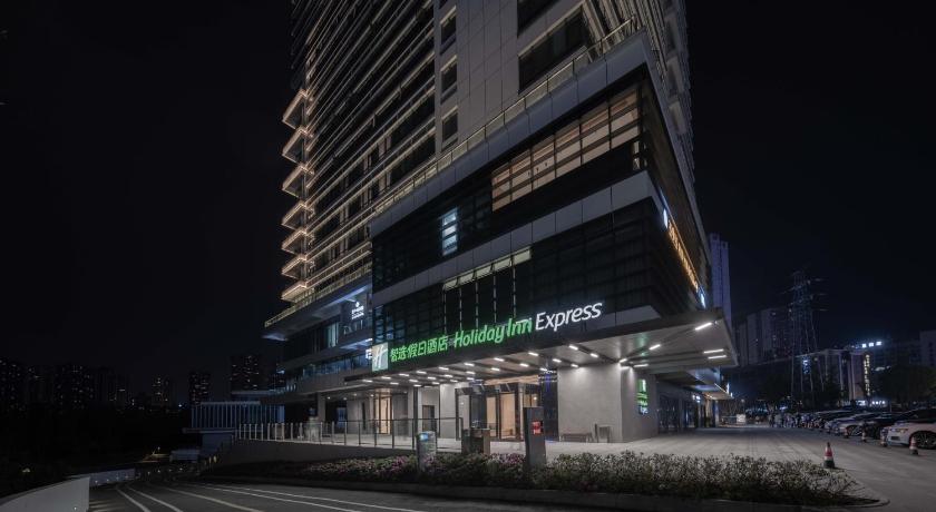 Holiday Inn Express Chongqing Caiyun Lake By IHG - image 25