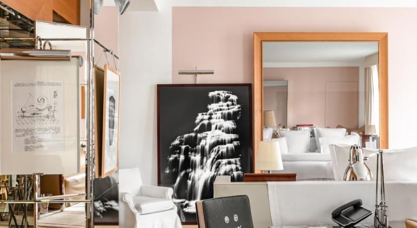 Image of Gallery Suite 14