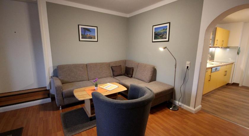 Image of One-Bedroom Apartment 64RB2 6