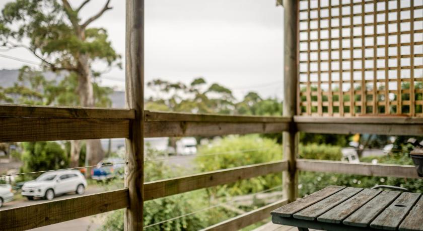 Freycinet Cottage 1 – Bluestone photo