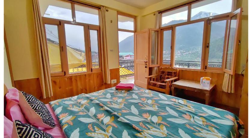 Enchanted Cottage — Hotel in Manali