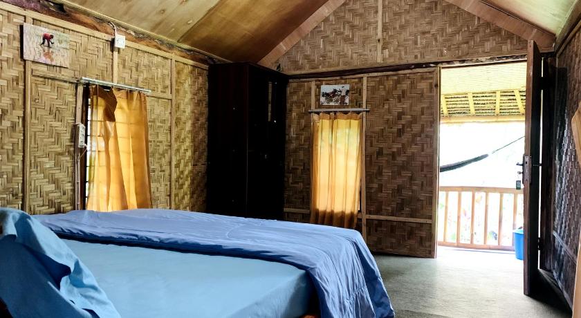 Image of Budget Bungalow with Garden View 0