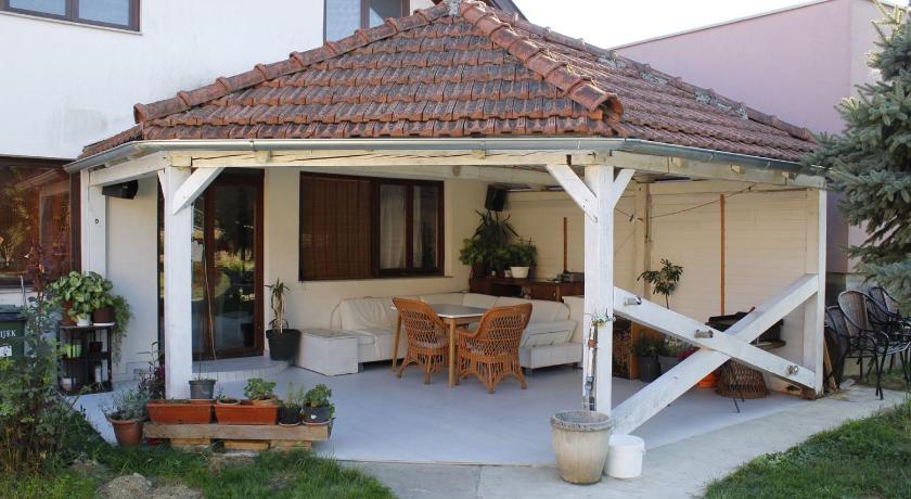 Image of Apartment with Terrace 7