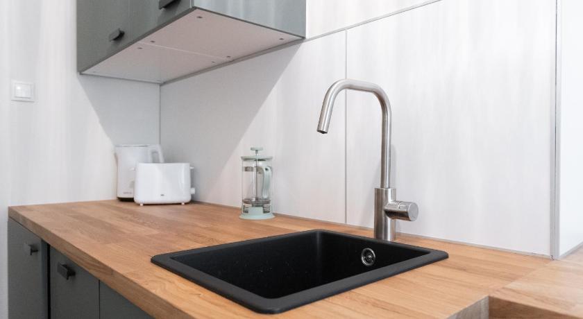 Stylish 1BR 1Bath Vienna Downtown Unbeatable Location photo