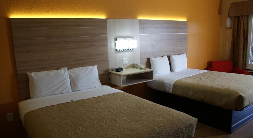 Home Town Inn & Suites photo