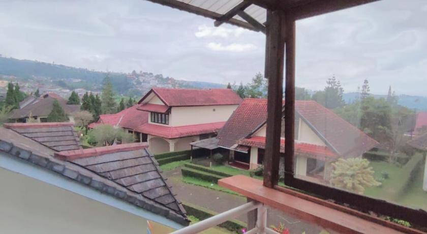 Harmony Villa Gardenia Puncak photo