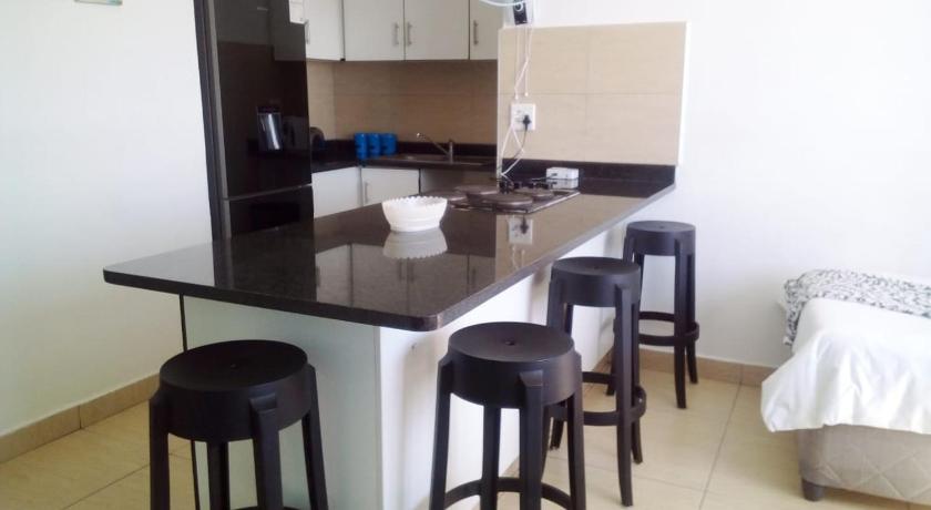 Stesh Durban Beachfront Hotel-style photo