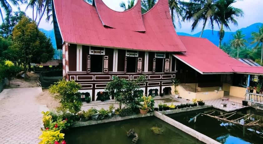 Rumah Gadang Simarasok photo