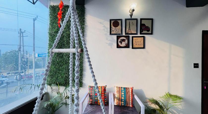 Nomads House - image 7