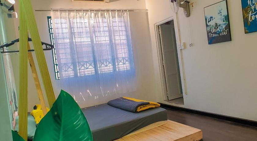 The Nineties Hostel photo