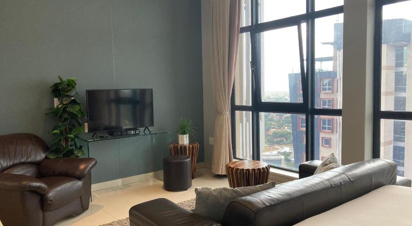 Urban Awe Apartment- iTowers 18th Floor — Hotel in Gaborone