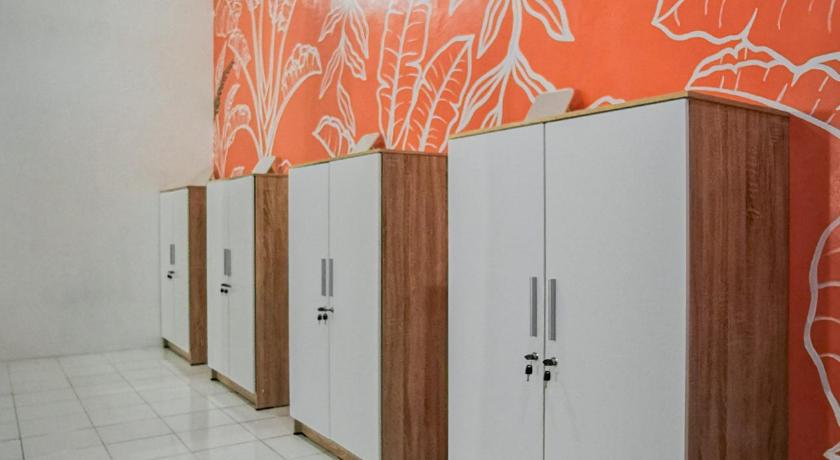Image of Mixed Dorm 7