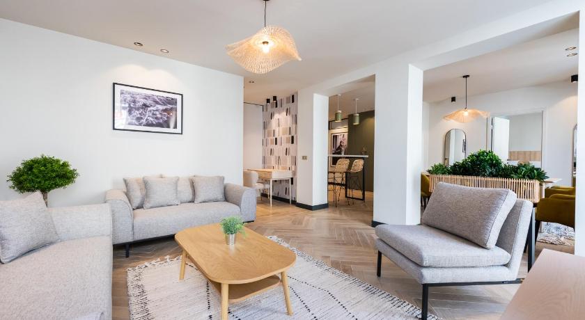 Image of Apartment 10