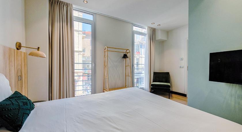 Image of Apartment 9