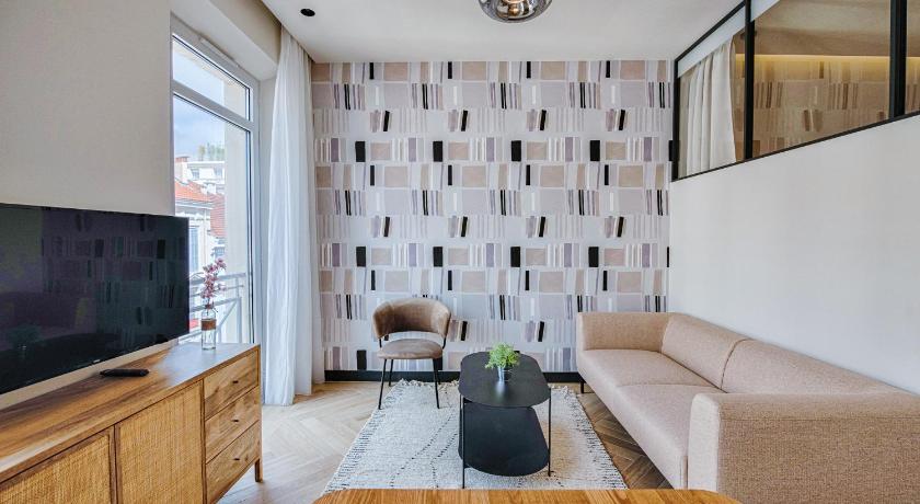 Image of Apartment 3