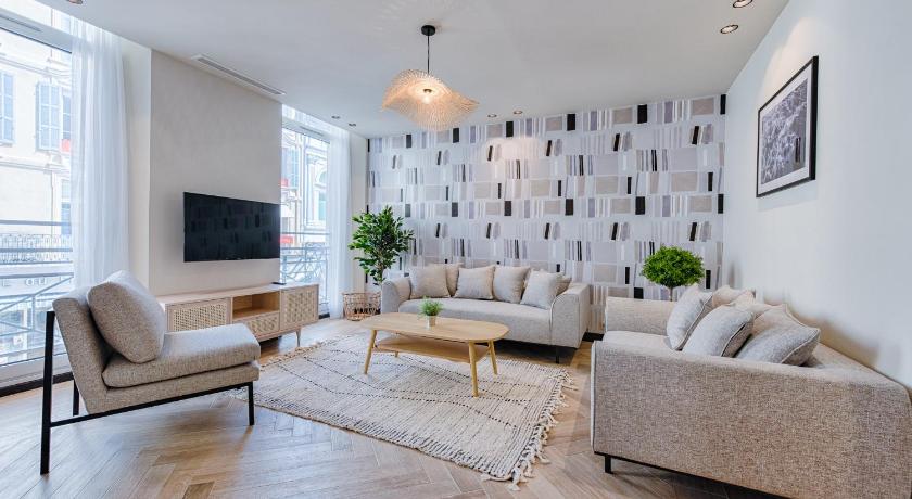 Image of Apartment 3