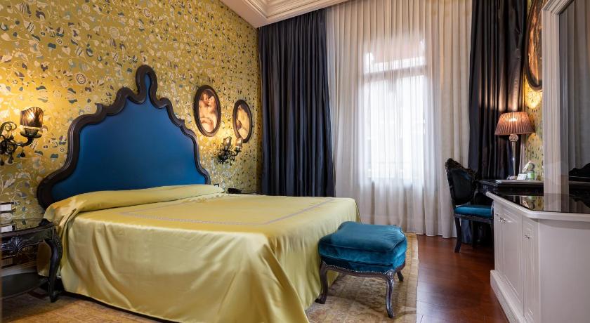 Image of Canal View Suite 9