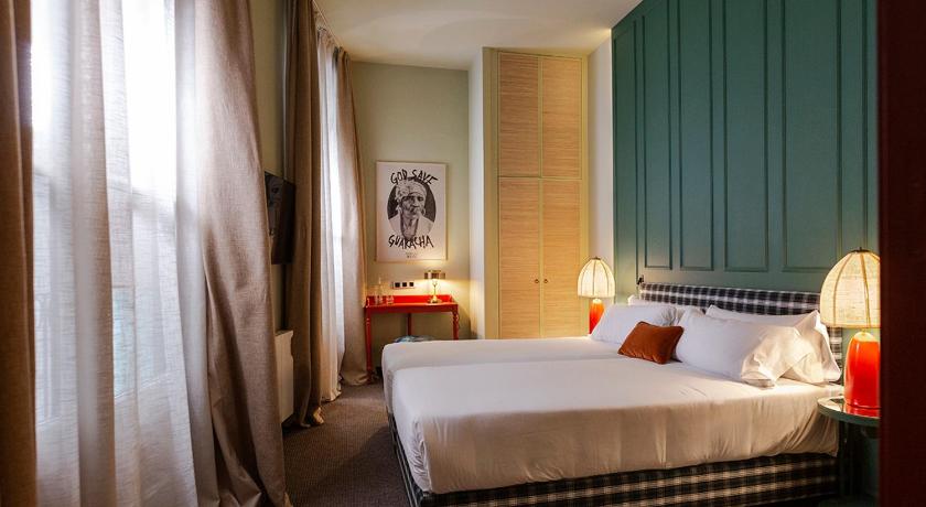 chic&amp;basic Habana Hoose — Hotel in Barcelona