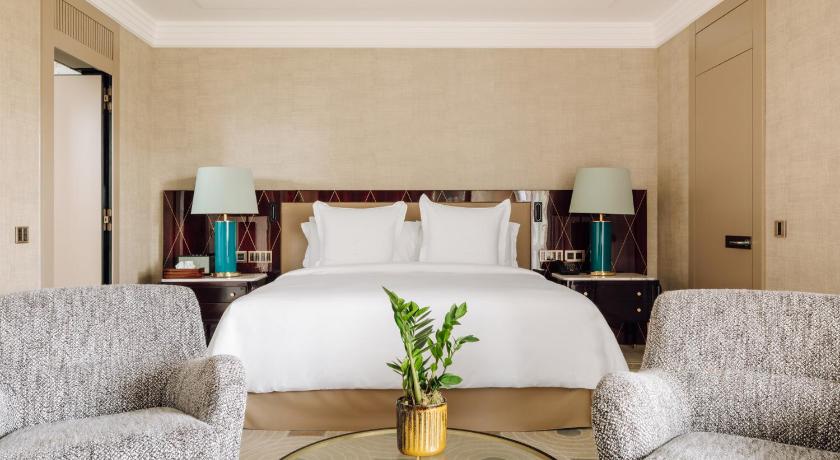 รูปของแกรนด์ สวีท เตียงคิงไซส์ (Grand Suite with King Bed) 7