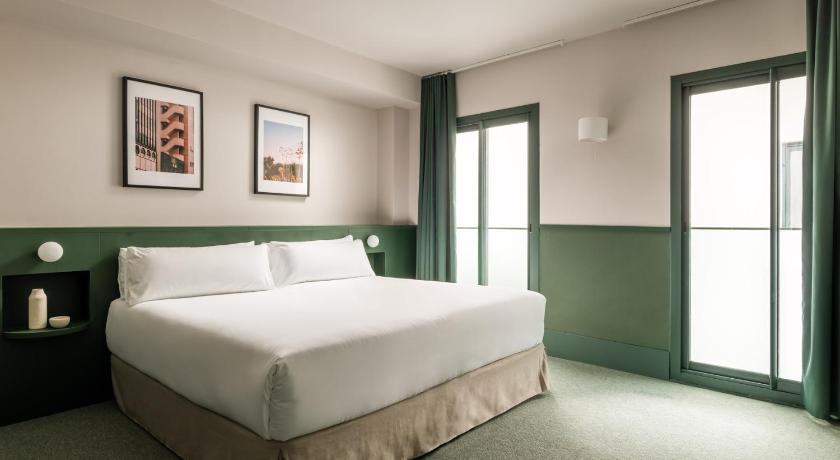 Image of Superior Queen Room 0