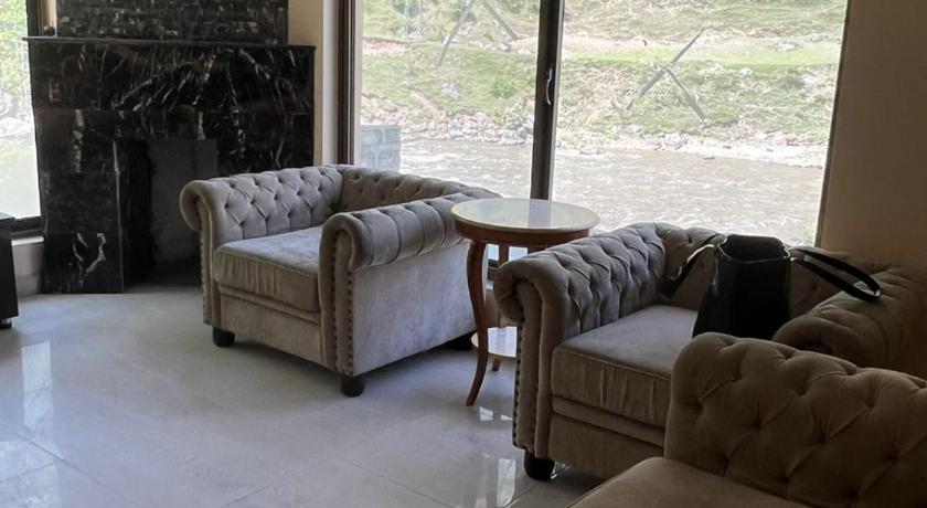 Walnut Villa photo