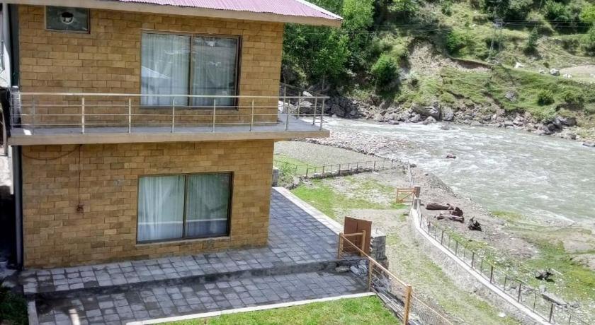 Walnut Villa — Hotel in Shogran