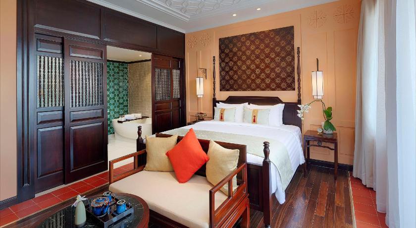Image of Suite Garden View 5