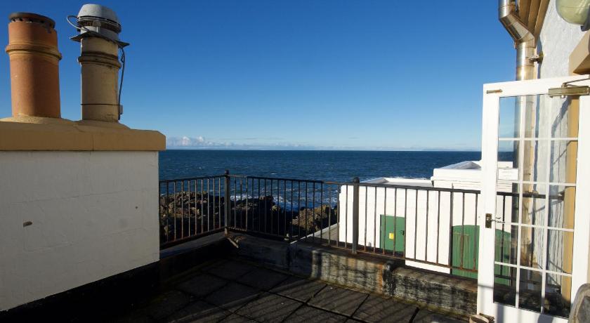 Corsewall Lighthouse Hotel photo