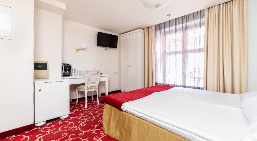 Image of Standard Double or Twin Room 4