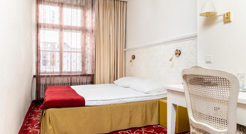 Image of Standard Double or Twin Room 15