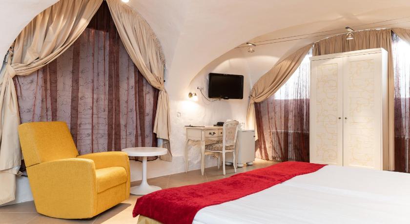 Image of Superior Double or Twin Room 7