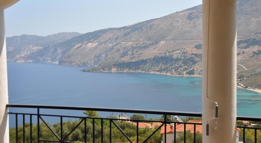 Image of Studio with Sea View 2