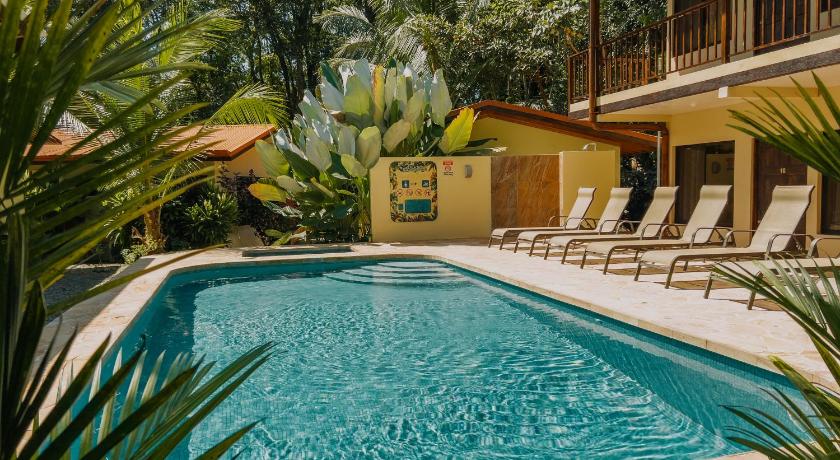 Tropical Beach — Hotel in Uvita