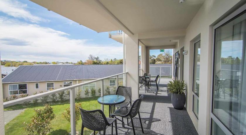 Coastal Ridge Apartments photo