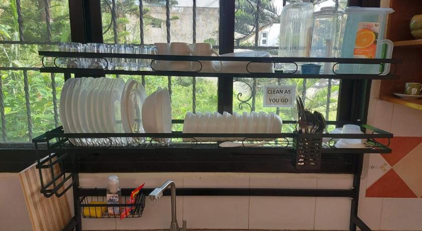 Tagaytay BNR Guesthouse 4BR With Balcony 12-14 Guest photo
