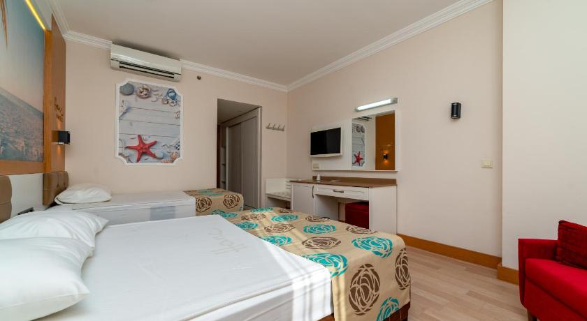 Primasol Hane Family Resort Hotel photo