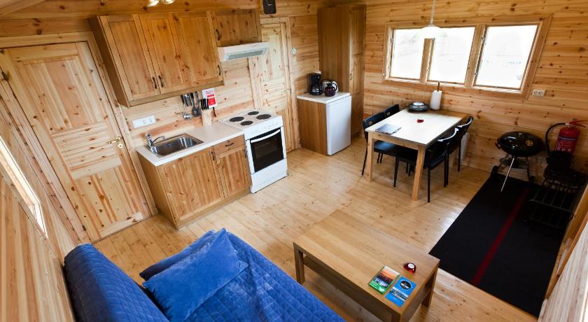 Mid Hvoll Cottages Entire House Solheimahjaleiga Deals Photos