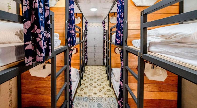 Image of Bed in 12-Bed Mixed Dormitory Room 0