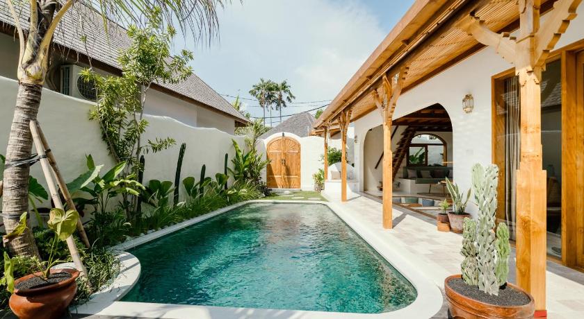 Canggutopia by Alfred in Bali photo