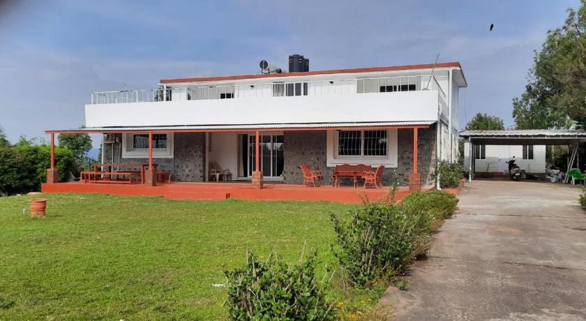 Mountain Top Holiday Home — Hotel in Ooty