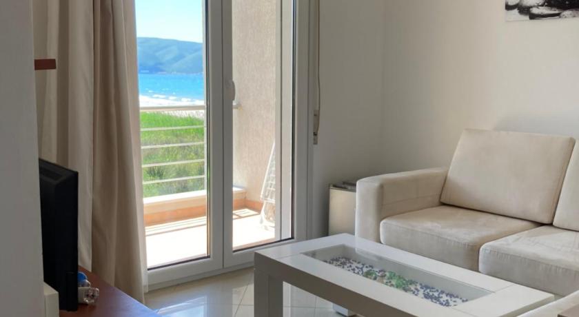 Blue Paradise Hotel photo
