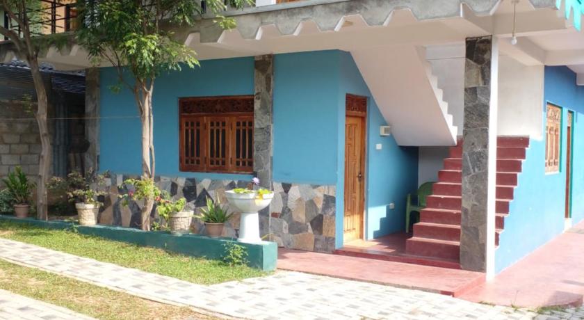 Thomasha Homestay & Tuk Tuk Tour