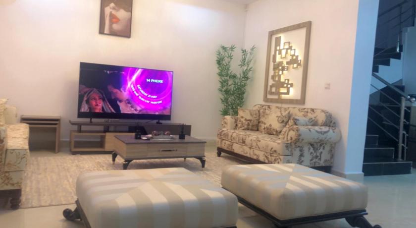 Bazahma Apartment - image 4