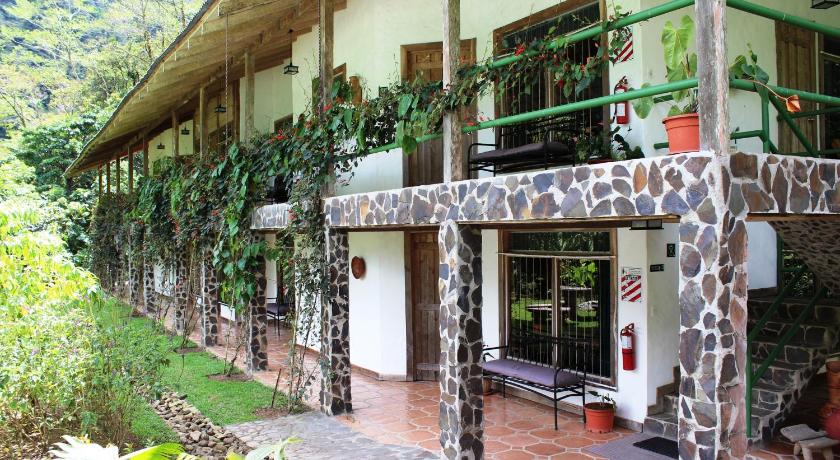 Bosque de Paz Reserva Biologica — Hotel in Bajos del Toro