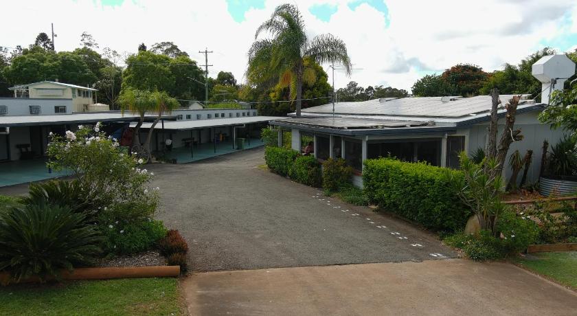 Yarraman Gardens Motel Queensland photo